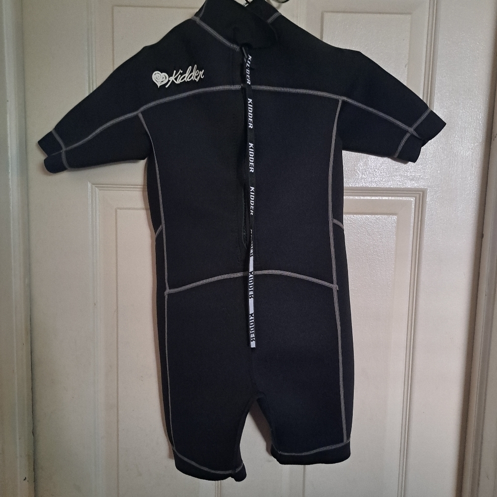 Kidder Scuba suit Juniors 10